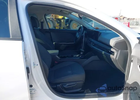 2025 Kia K4 Lxs z USA, uszkodzony, nr VIN 3KPFT4DE5SE140327